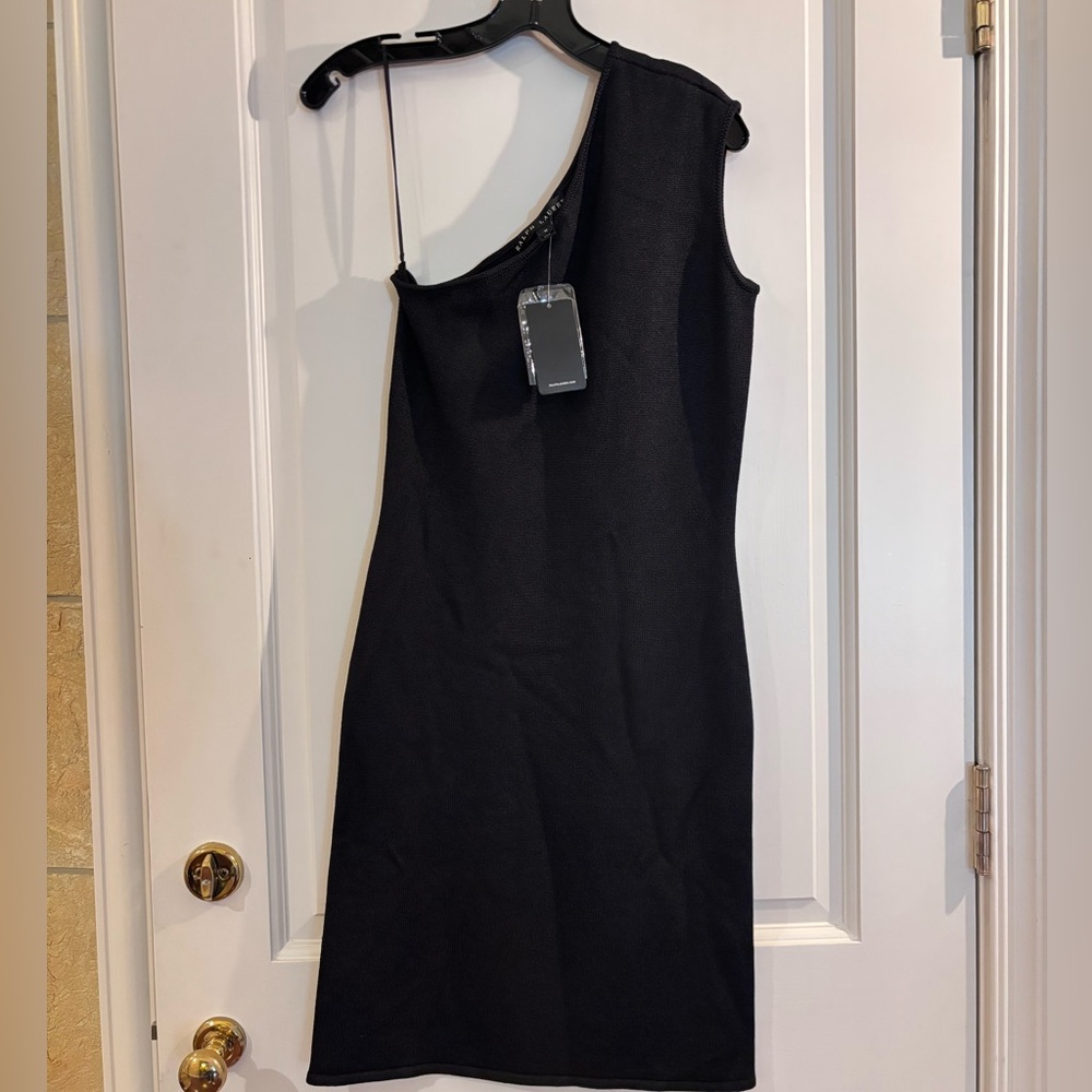 Elegant Black One-Shoulder Dress